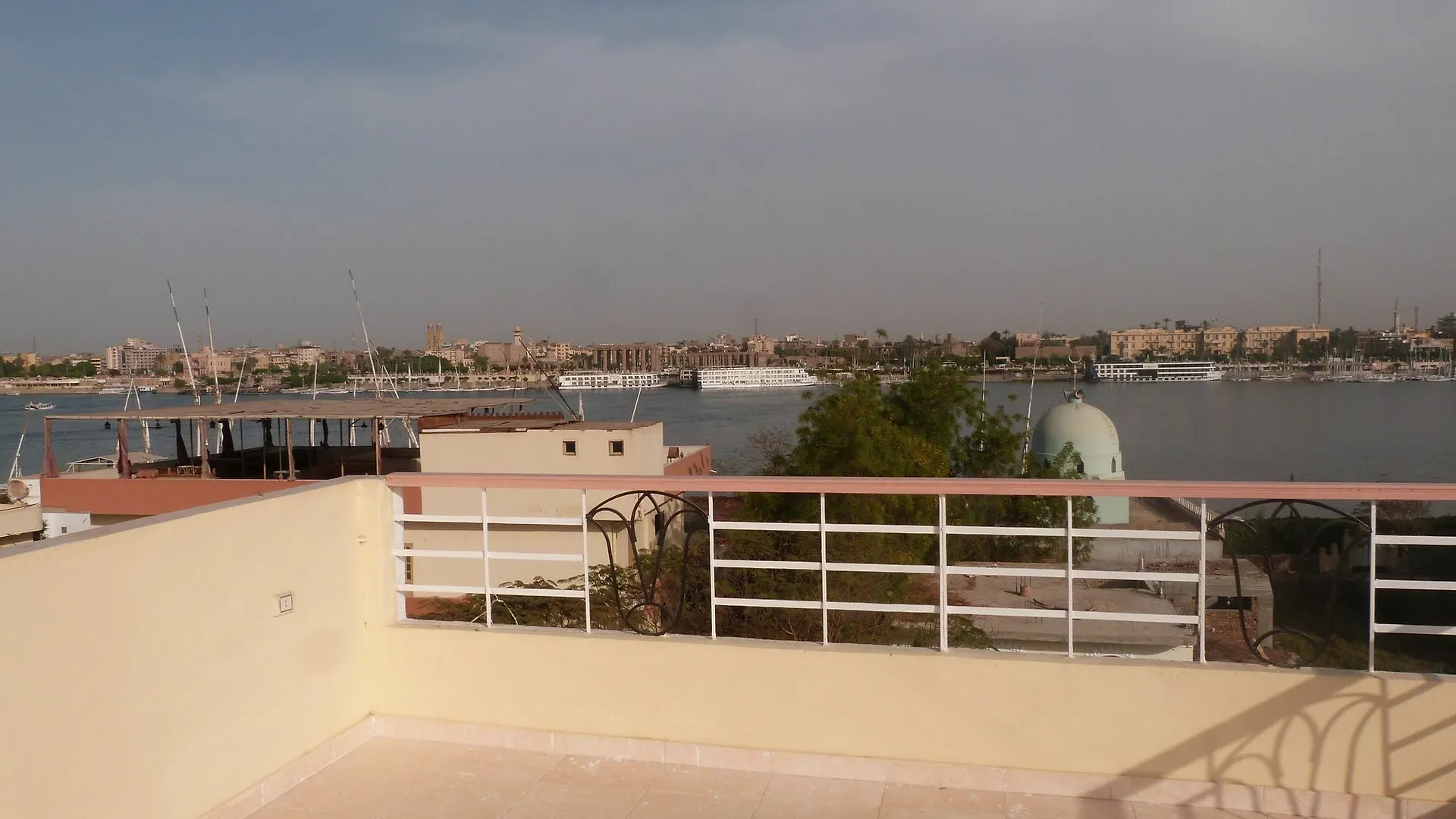 Апартаменты Nile Den Луксор Египет